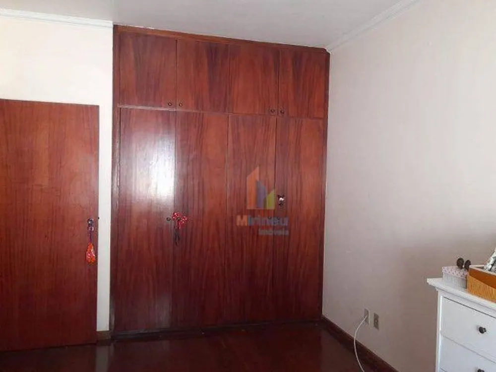 Casa, 5 quartos, 245 m² - Foto 13