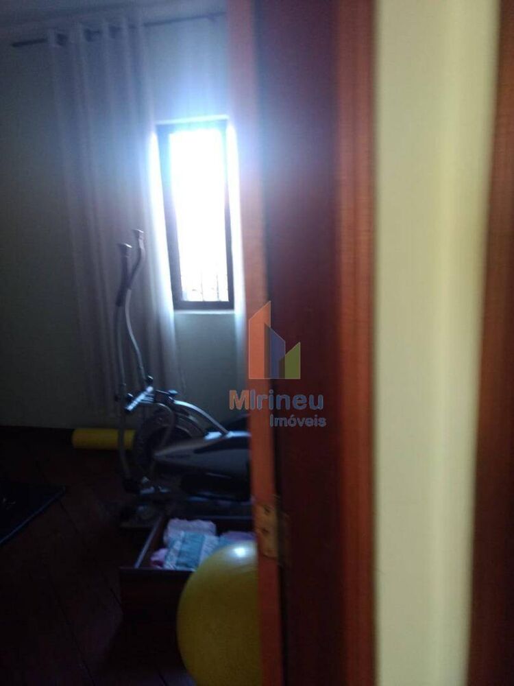 Casa, 4 quartos, 276 m² - Foto 18