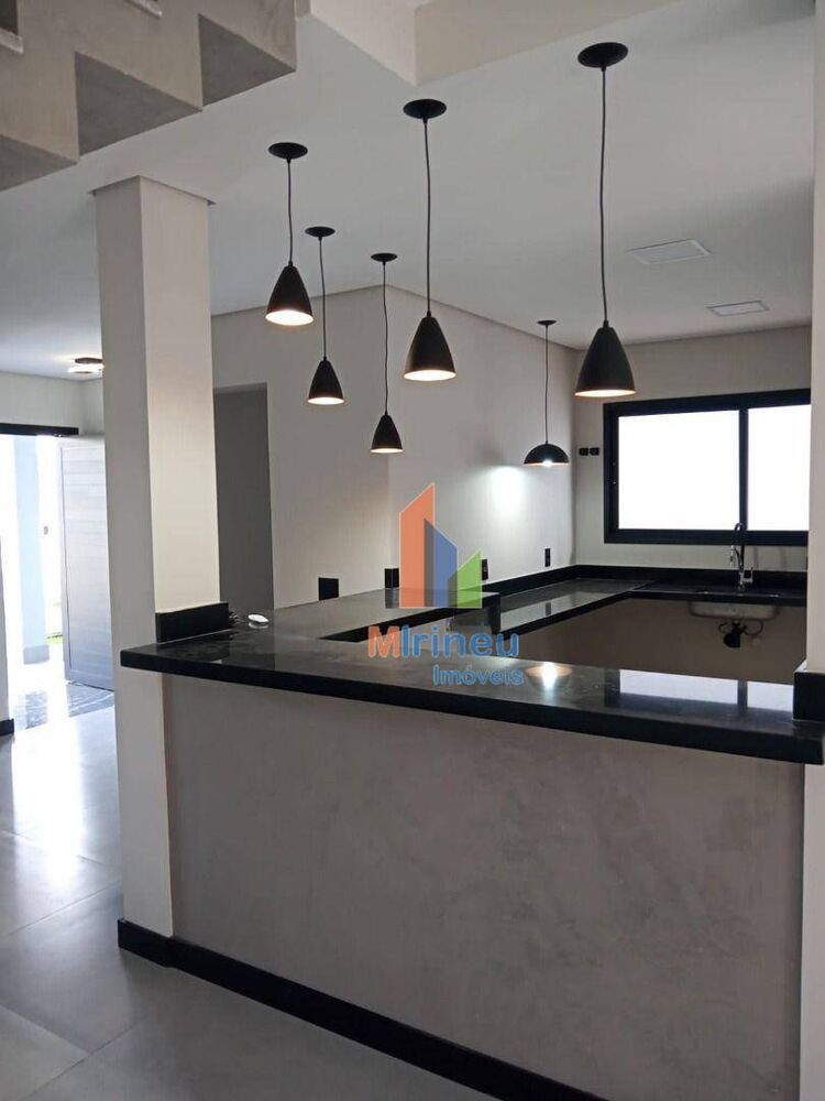 Sobrado à venda com 3 quartos, 230m² - Foto 9
