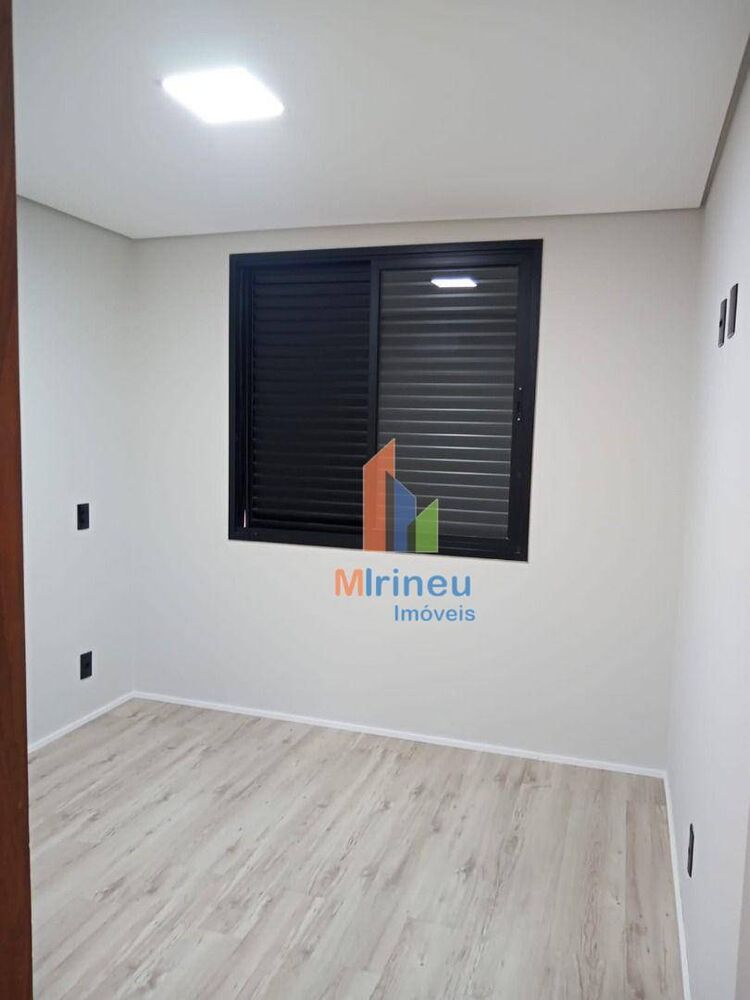 Sobrado à venda com 3 quartos, 230m² - Foto 3