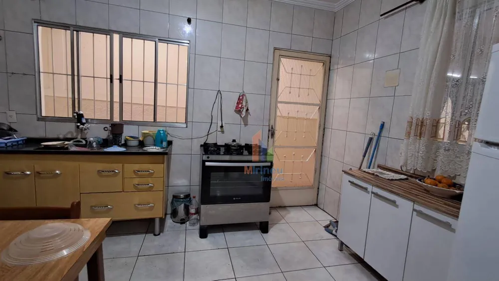 Casa, 3 quartos, 200 m² - Foto 6