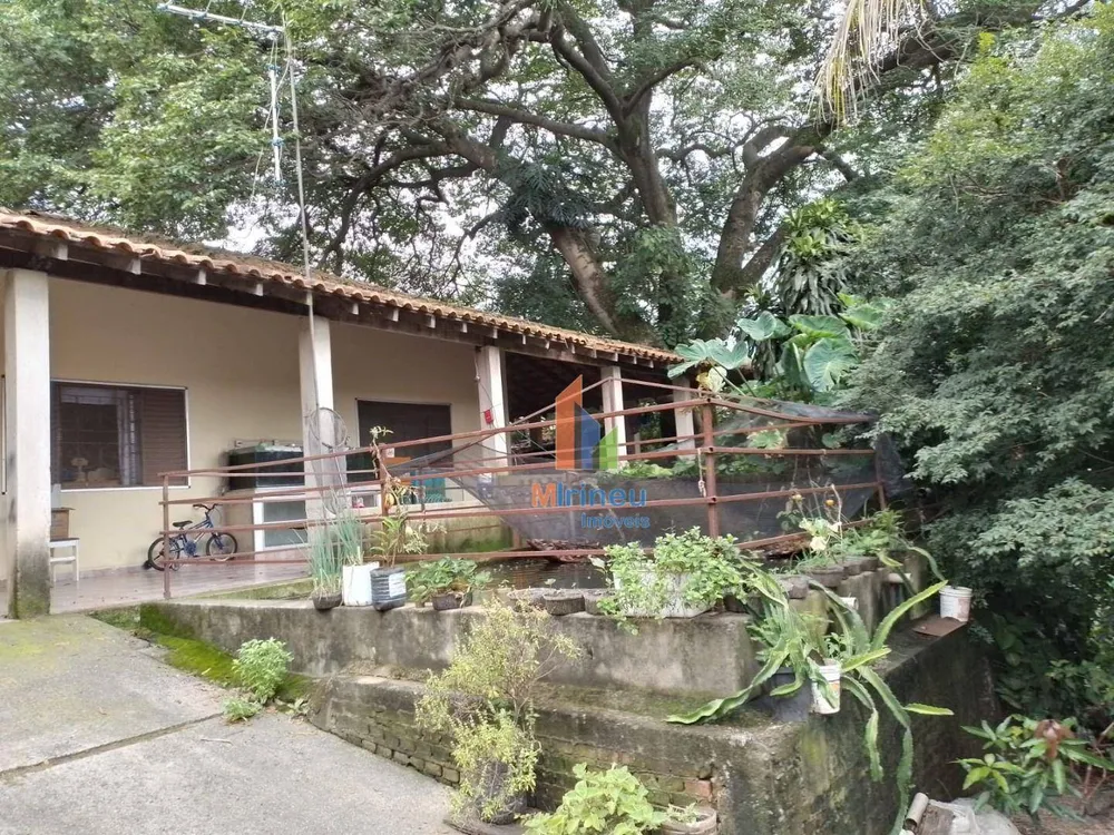 Chácara, 3 quartos, 1250 m² - Foto 2