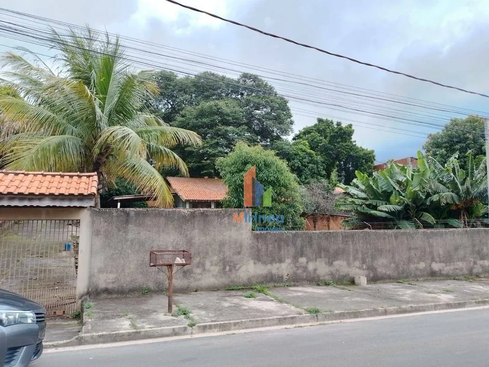 Chácara, 3 quartos, 1250 m² - Foto 1