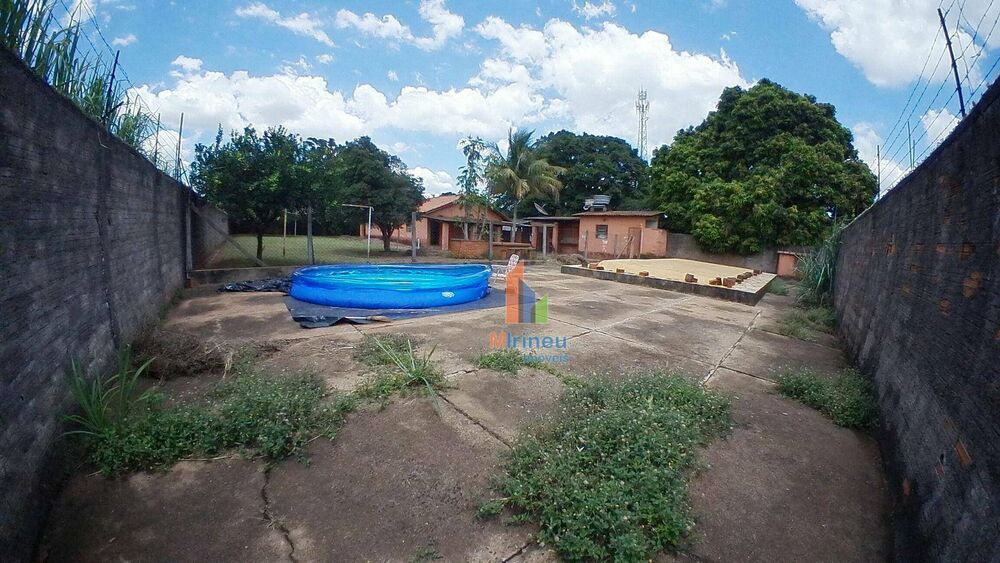 Chácara, 3 quartos, 3180 m² - Foto 2