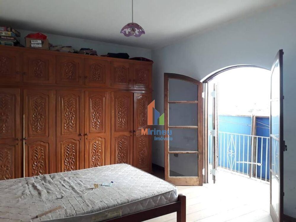 Casa, 3 quartos, 200 m² - Foto 10