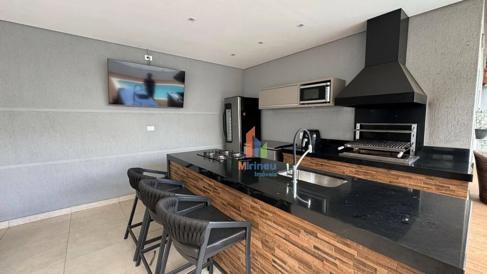 Casa, 3 quartos, 250 m² - Foto 13