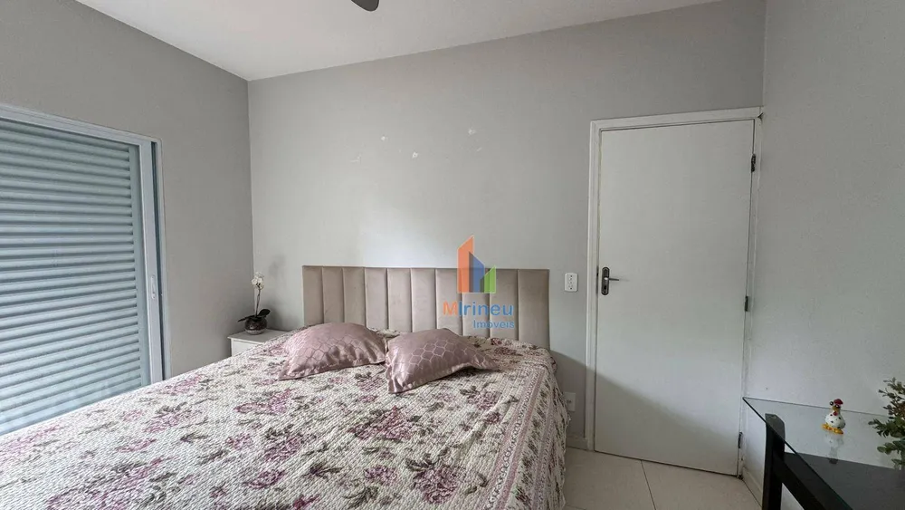 Casa, 3 quartos, 250 m² - Foto 3