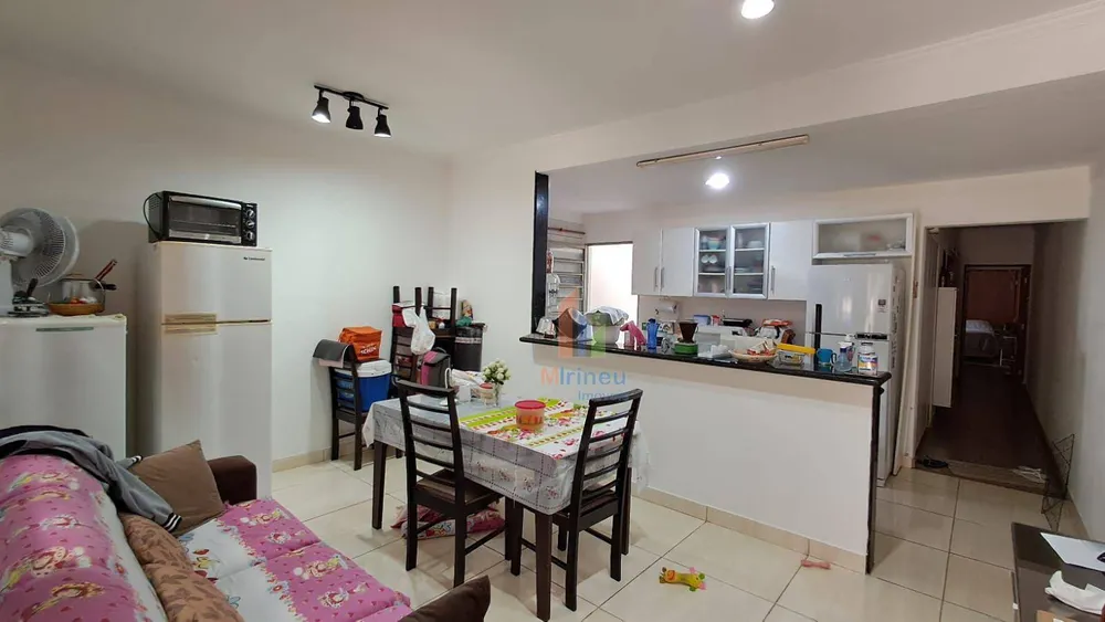 Casa, 3 quartos, 172 m² - Foto 1