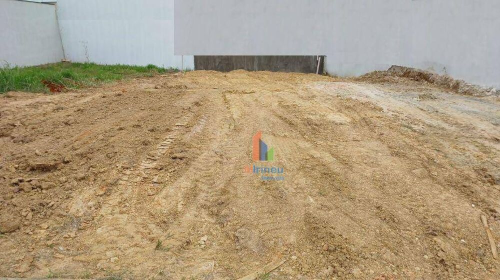 Loteamento e Condomínio, 275 m² - Foto 1