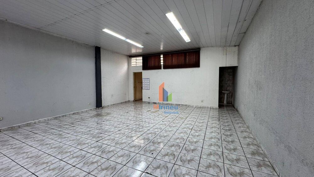 Loja-Salão, 140 m² - Foto 1