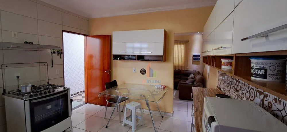 Casa, 2 quartos, 98 m² - Foto 2