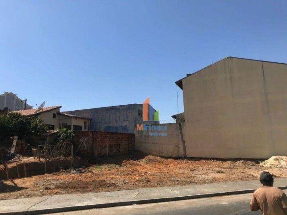 Terreno, 321 m² - Foto 1