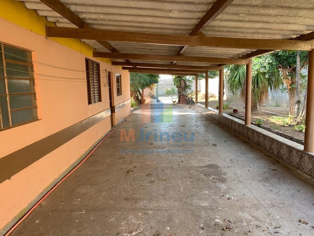 Chácara à venda com 4 quartos, 110m² - Foto 2