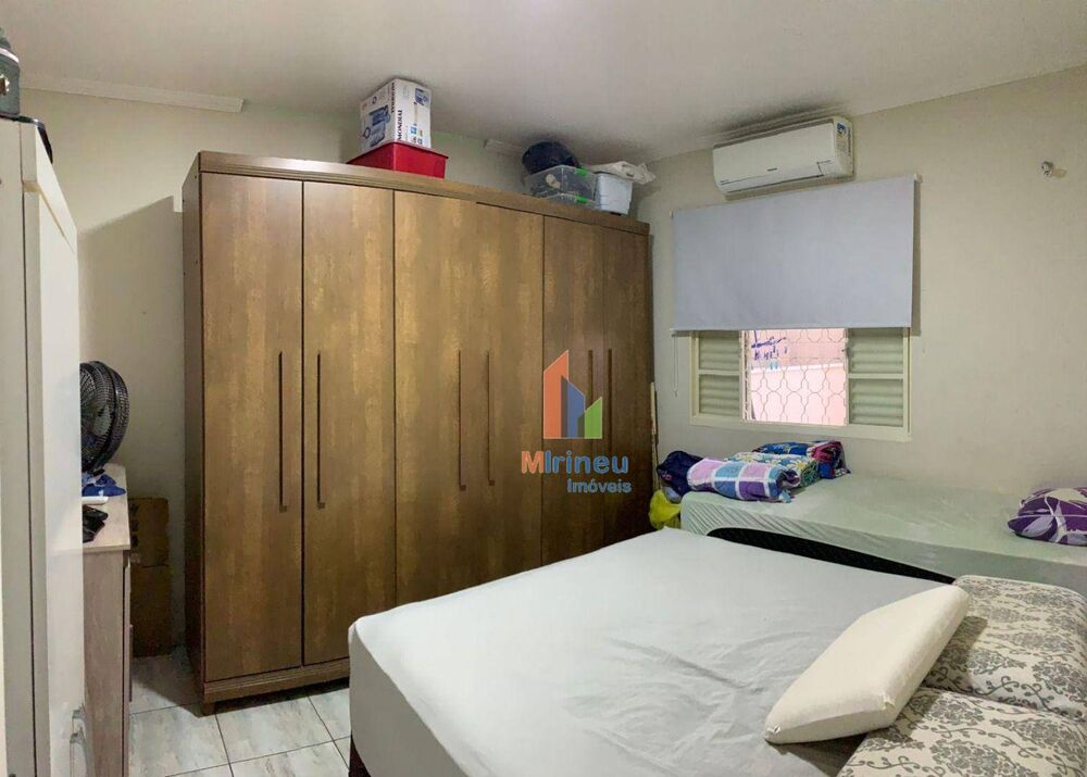 Casa, 3 quartos, 220 m² - Foto 15