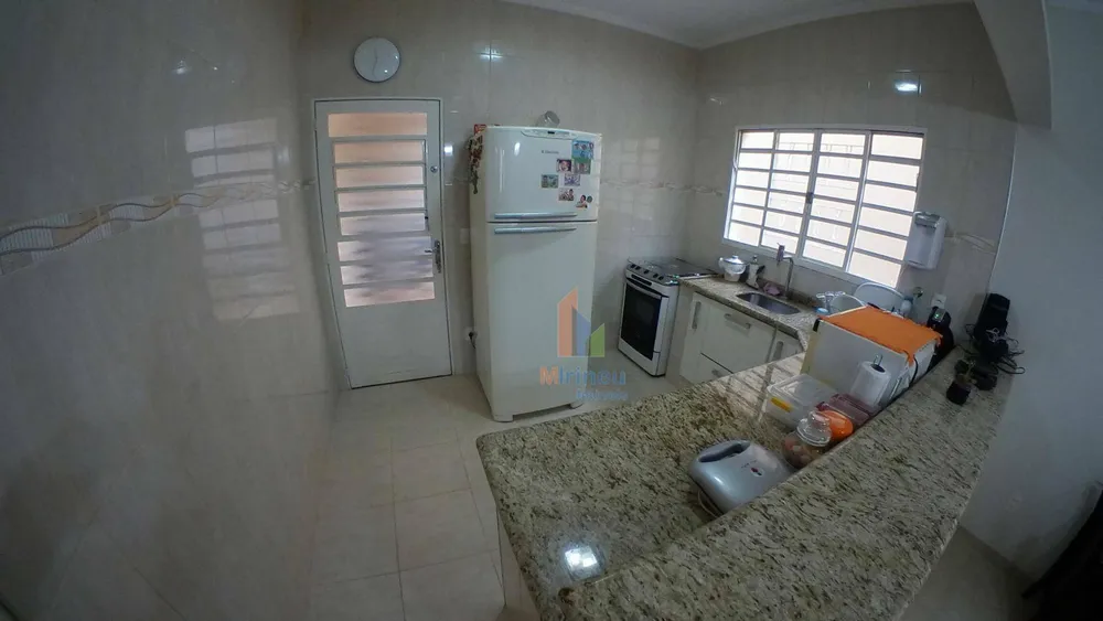 Casa, 3 quartos, 243 m² - Foto 6
