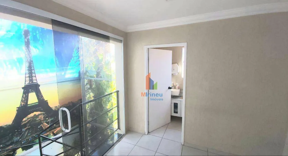 Casa, 4 quartos, 253 m² - Foto 8