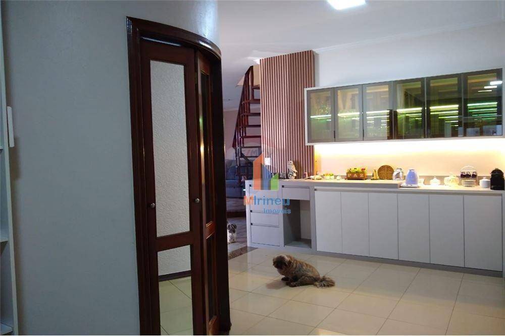 Sobrado, 5 quartos, 290 m² - Foto 3