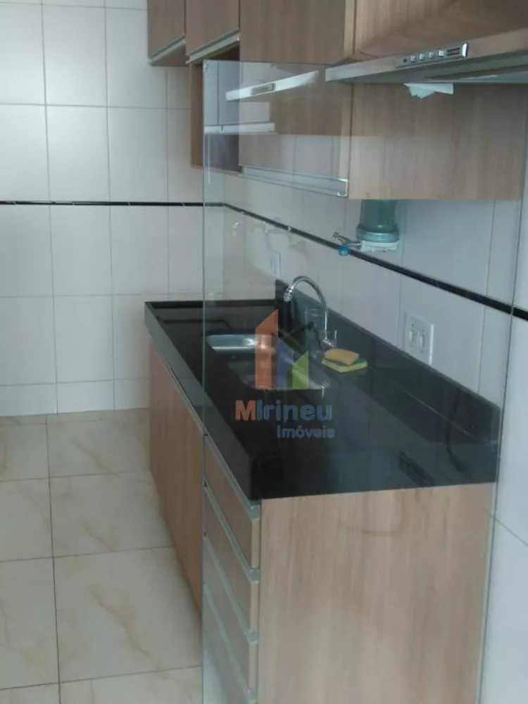 Apartamento à venda com 2 quartos, 48m² - Foto 3