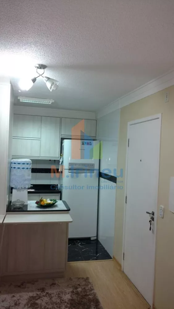 Apartamento à venda com 2 quartos, 49m² - Foto 2