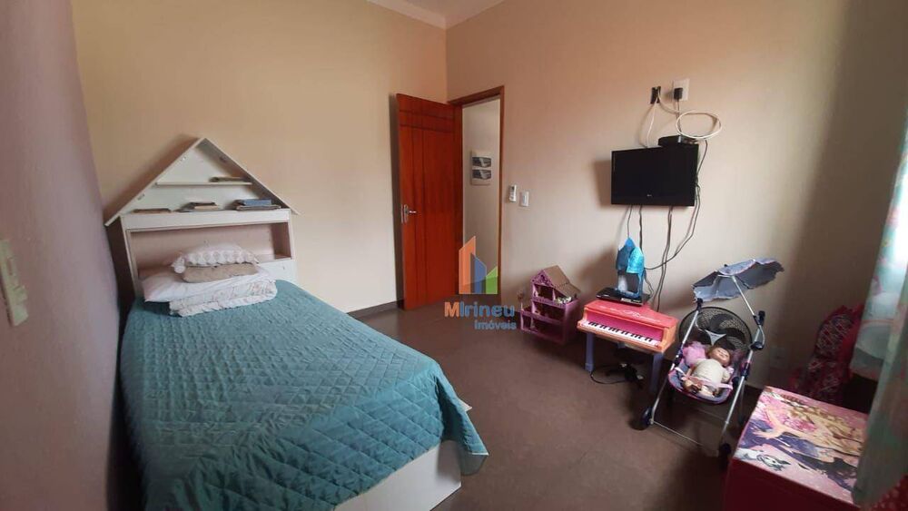 Casa, 2 quartos, 180 m² - Foto 4