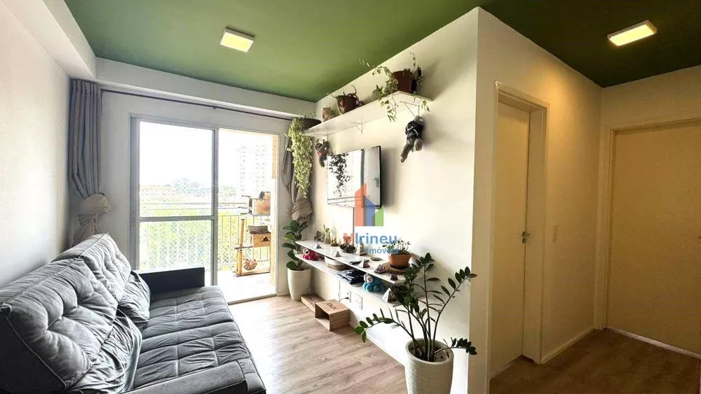 Apartamento à venda com 2 quartos, 62m² - Foto 1