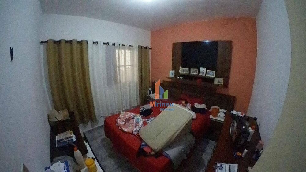 Casa, 3 quartos, 200 m² - Foto 1