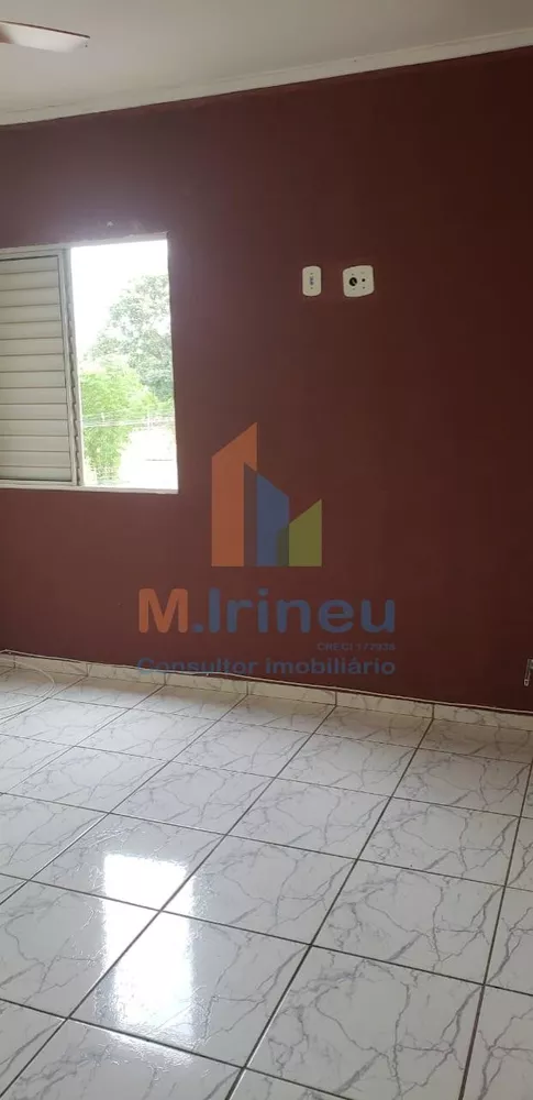 Apartamento à venda com 2 quartos, 62m² - Foto 4