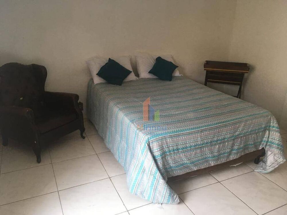 Casa, 8 quartos, 300 m² - Foto 6