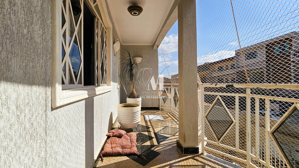 Casa, 4 quartos, 300 m² - Foto 4