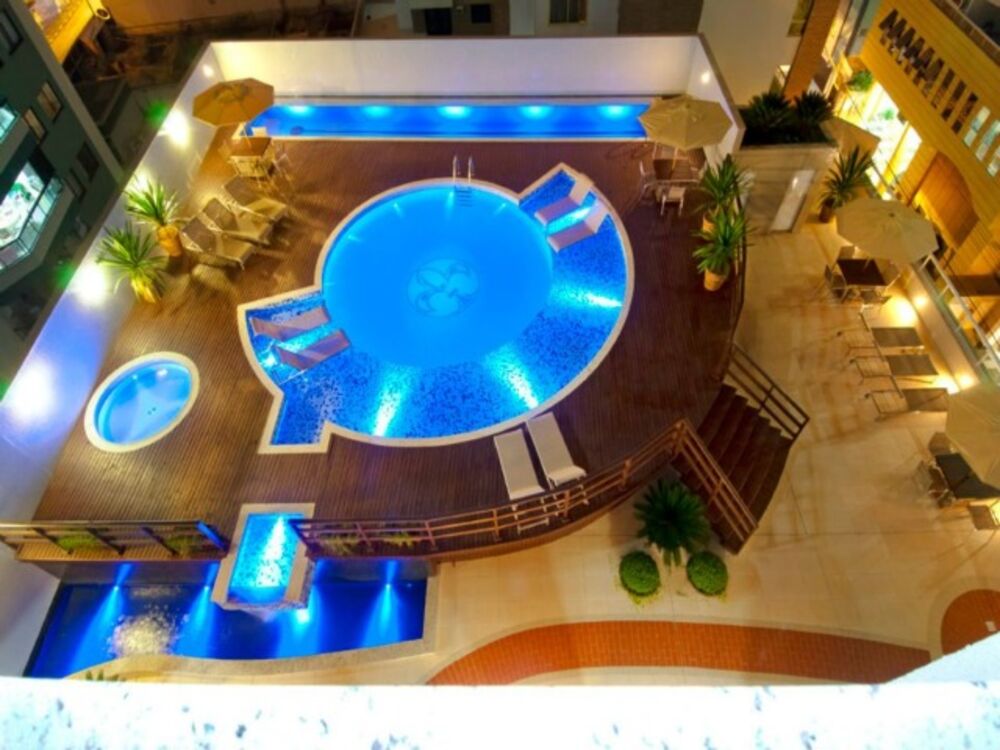 Apartamento, 3 quartos, 168 m² - Foto 2