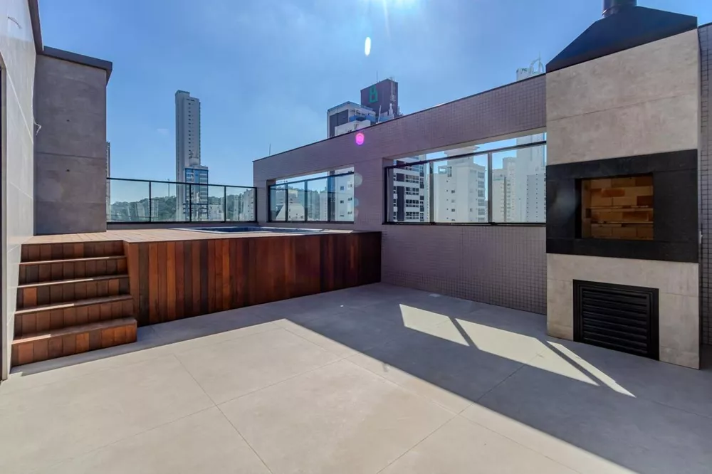 Cobertura, 4 quartos, 265 m² - Foto 2