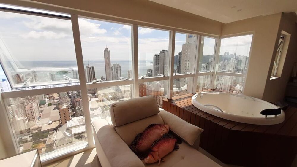 Cobertura, 4 quartos, 261 m² - Foto 2