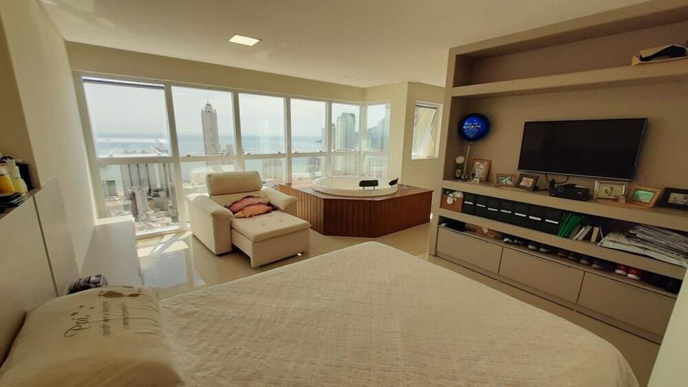 Cobertura, 4 quartos, 261 m² - Foto 4