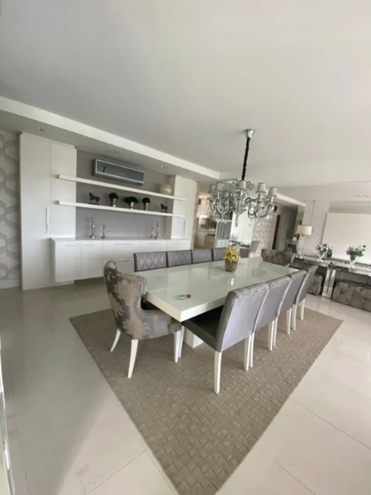 Apartamento, 4 quartos, 220 m² - Foto 2