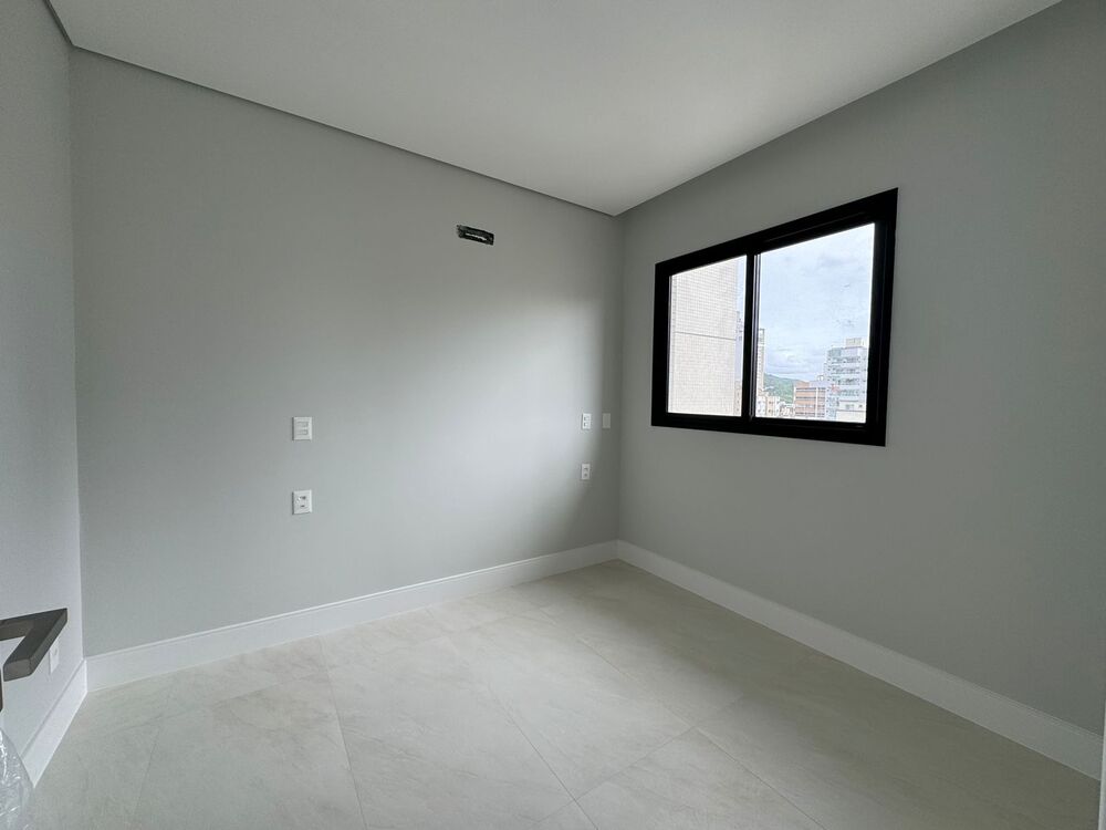 Apartamento, 4 quartos, 133 m² - Foto 2