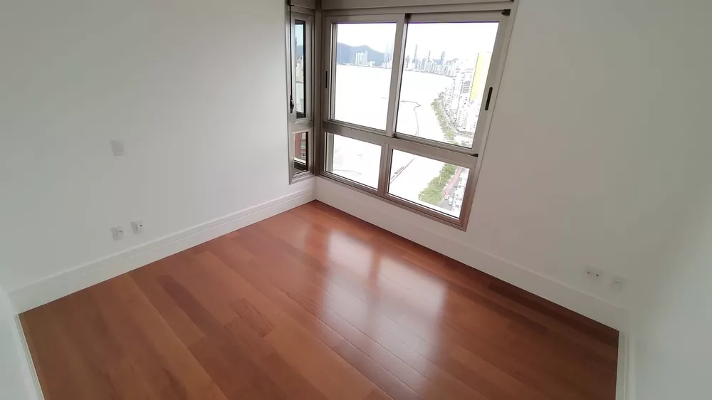 Apartamento, 4 quartos, 213 m² - Foto 7