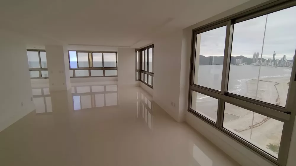 Apartamento, 4 quartos, 213 m² - Foto 2