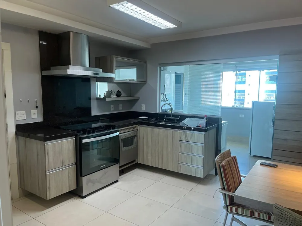 Apartamento, 3 quartos, 200 m² - Foto 6