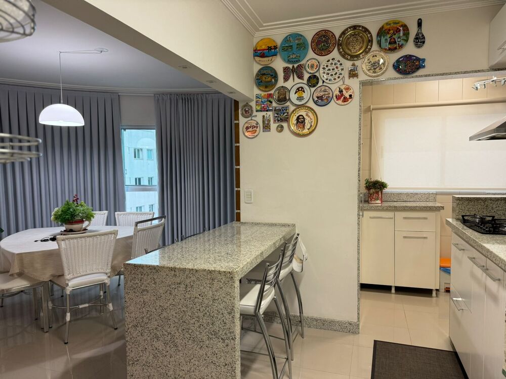 Apartamento, 3 quartos, 136 m² - Foto 1