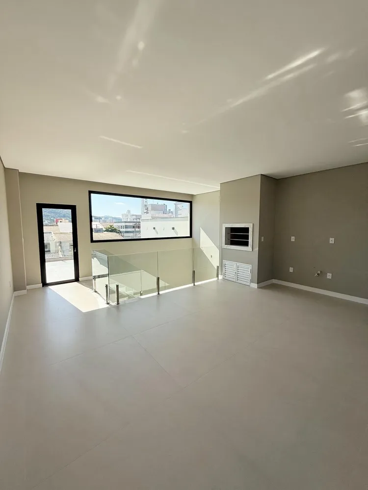 Casa, 3 quartos, 247 m² - Foto 4
