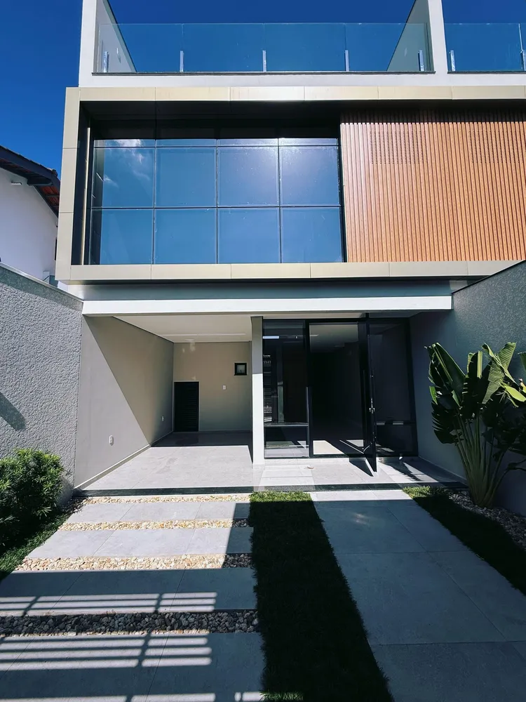 Casa, 3 quartos, 247 m² - Foto 3