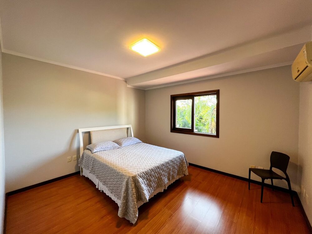 Sobrado à venda com 4 quartos, 328m² - Foto 3