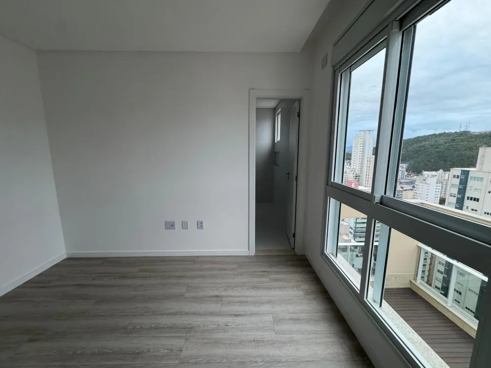 Apartamento, 4 quartos, 238 m² - Foto 2