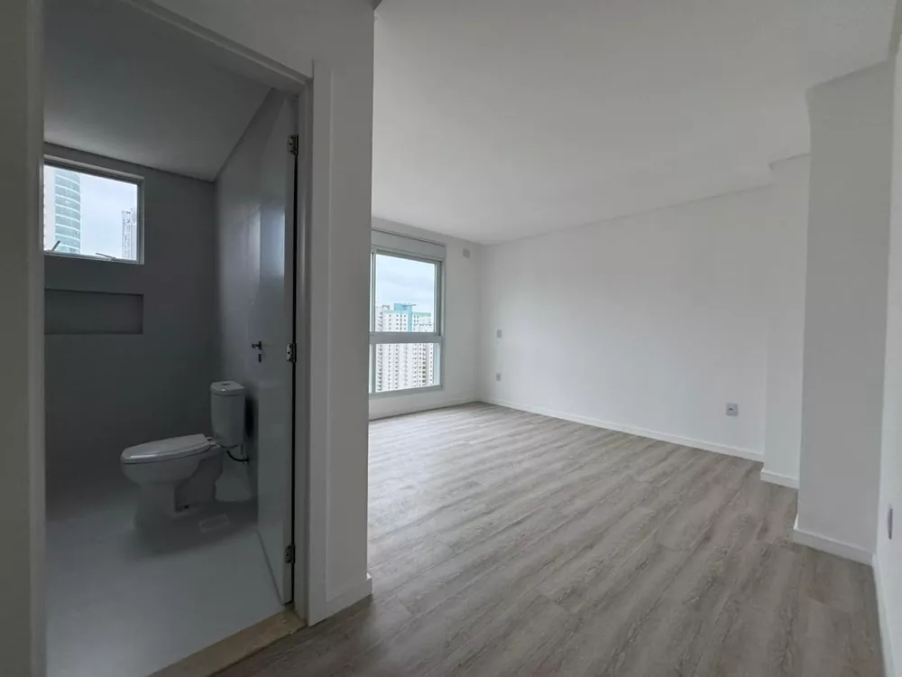 Apartamento, 4 quartos, 238 m² - Foto 2