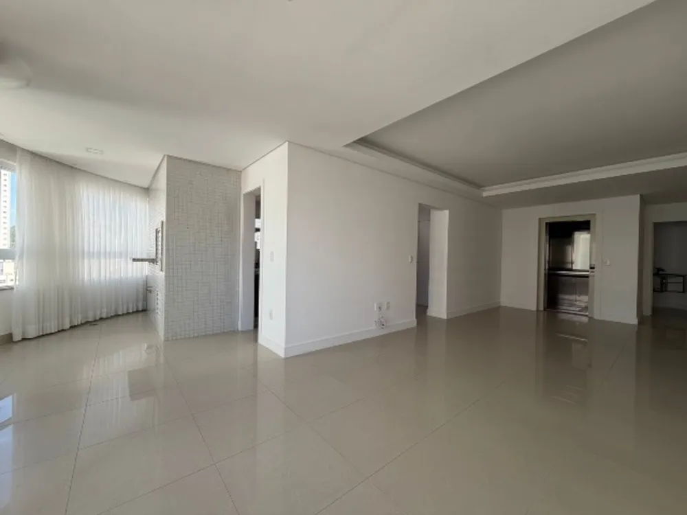 Apartamento, 3 quartos, 153 m² - Foto 2