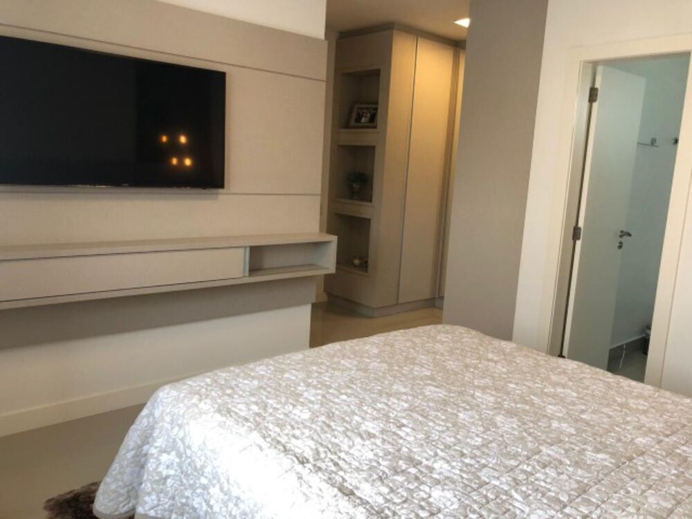 Apartamento à venda e aluguel com 3 quartos, 130m² - Foto 7