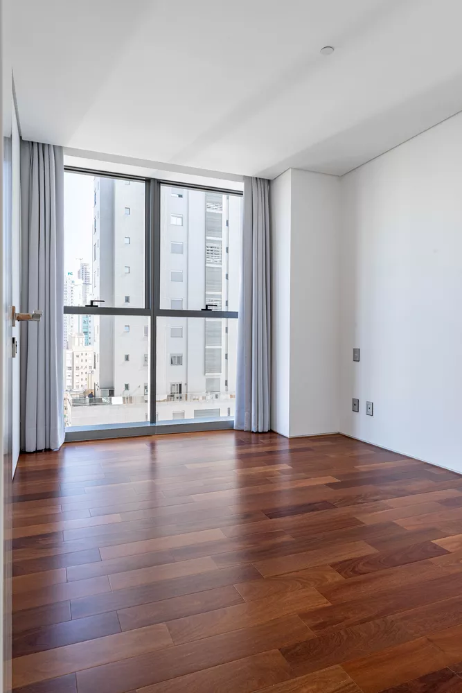 Apartamento, 4 quartos, 248 m² - Foto 1