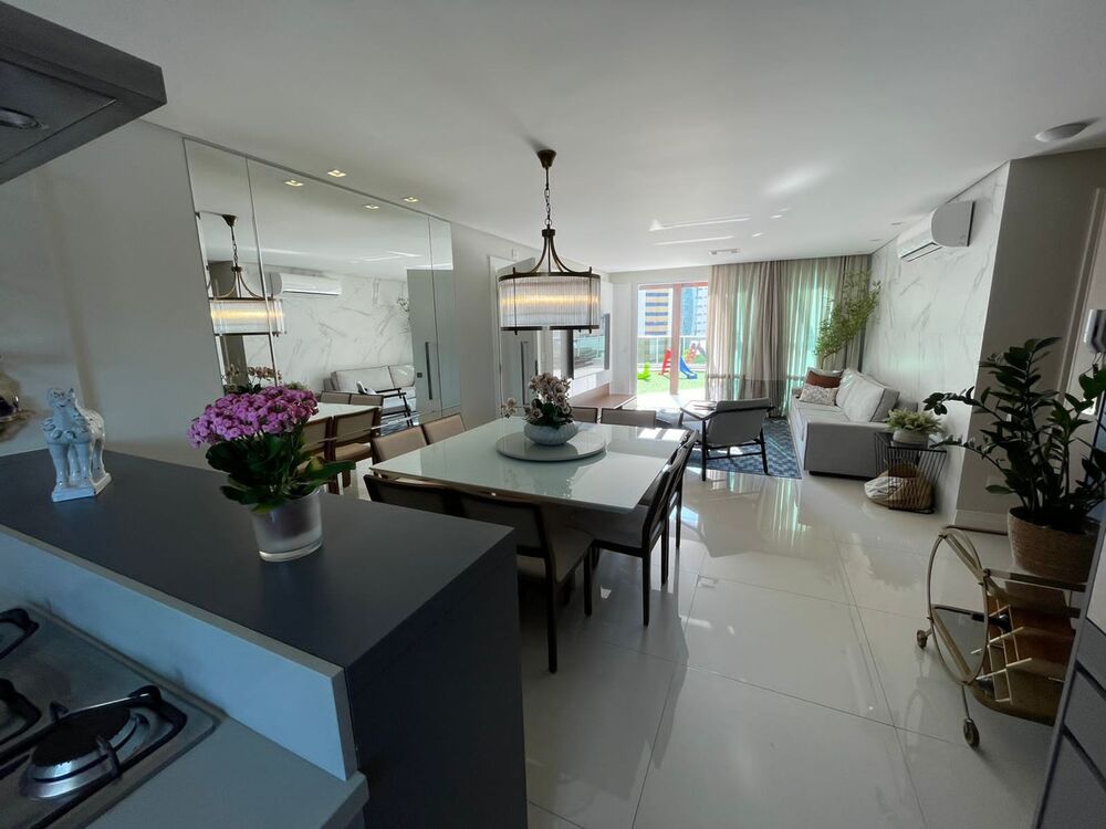 Apartamento, 3 quartos, 297 m² - Foto 1