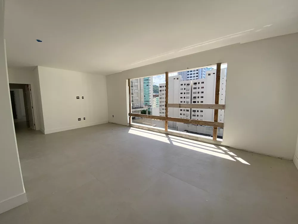 Apartamento, 3 quartos, 125 m² - Foto 2