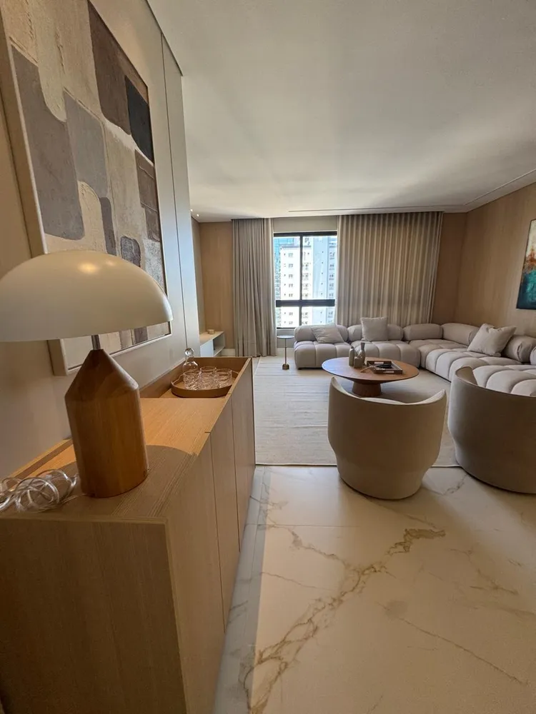 Apartamento, 3 quartos, 131 m² - Foto 2